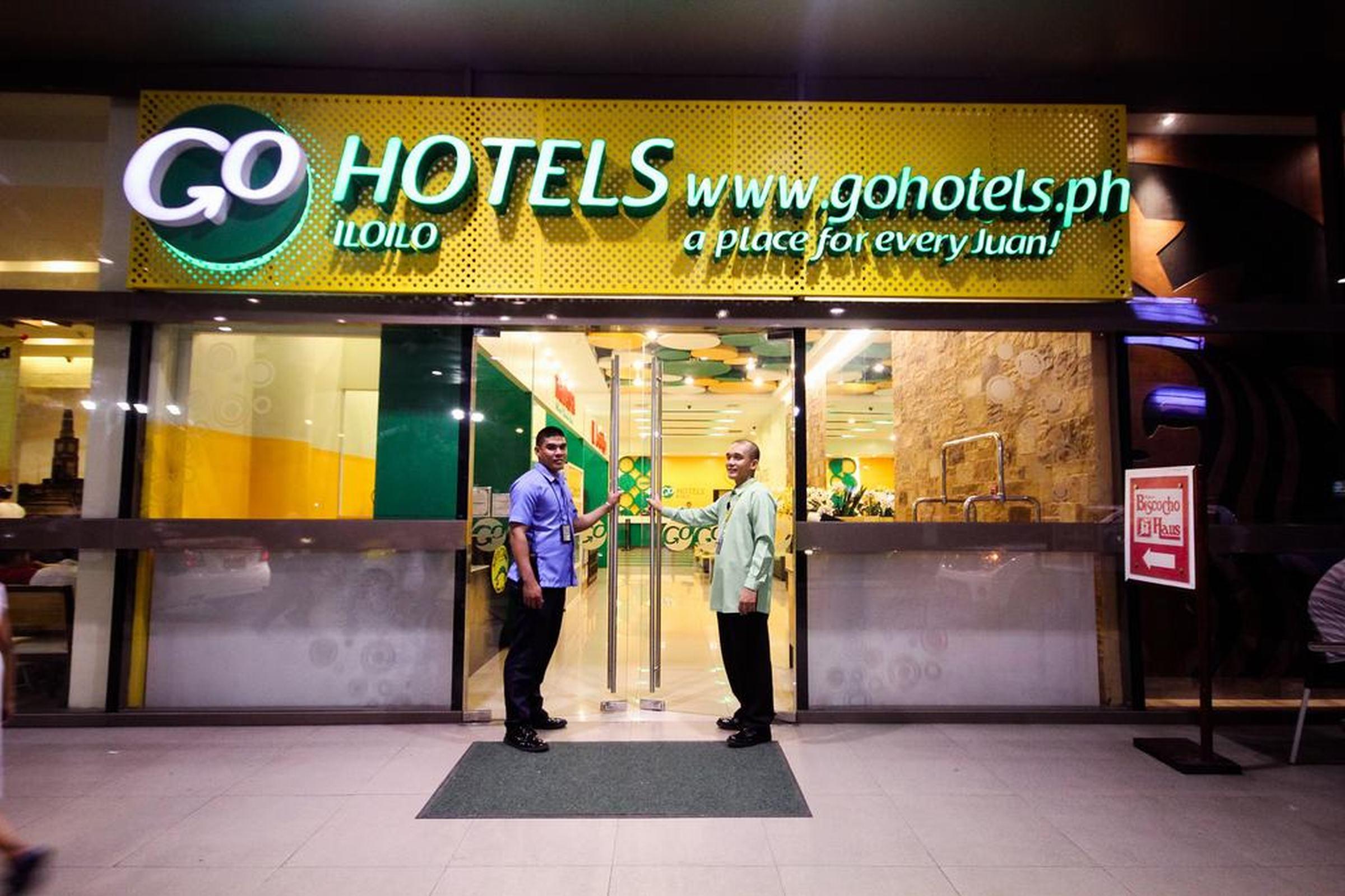 Go Hotels Iloilo Extérieur photo