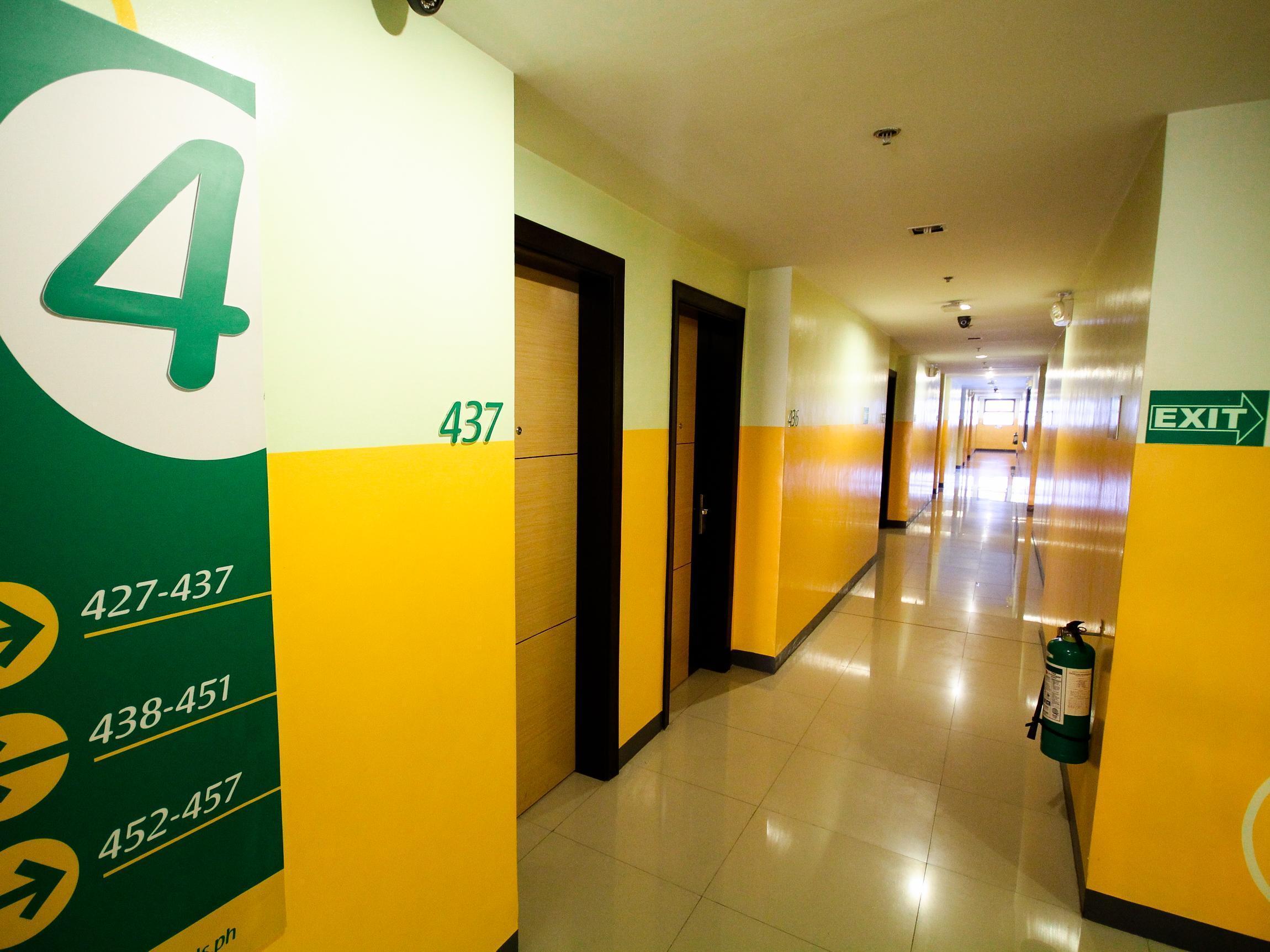 Go Hotels Iloilo Extérieur photo
