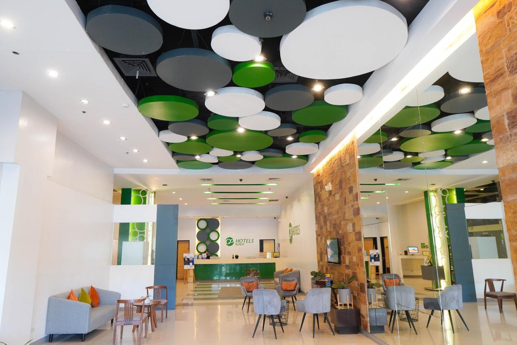 Go Hotels Iloilo Extérieur photo