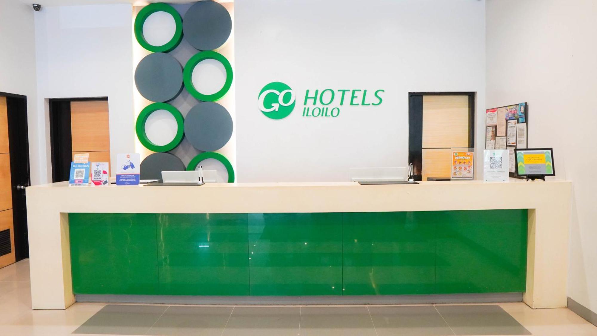 Go Hotels Iloilo Extérieur photo