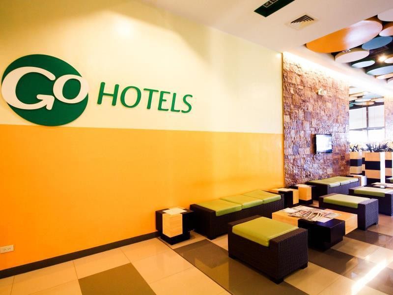 Go Hotels Iloilo Extérieur photo